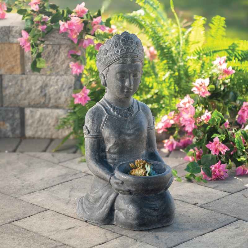 Indira Garden Statue & Bird Bath