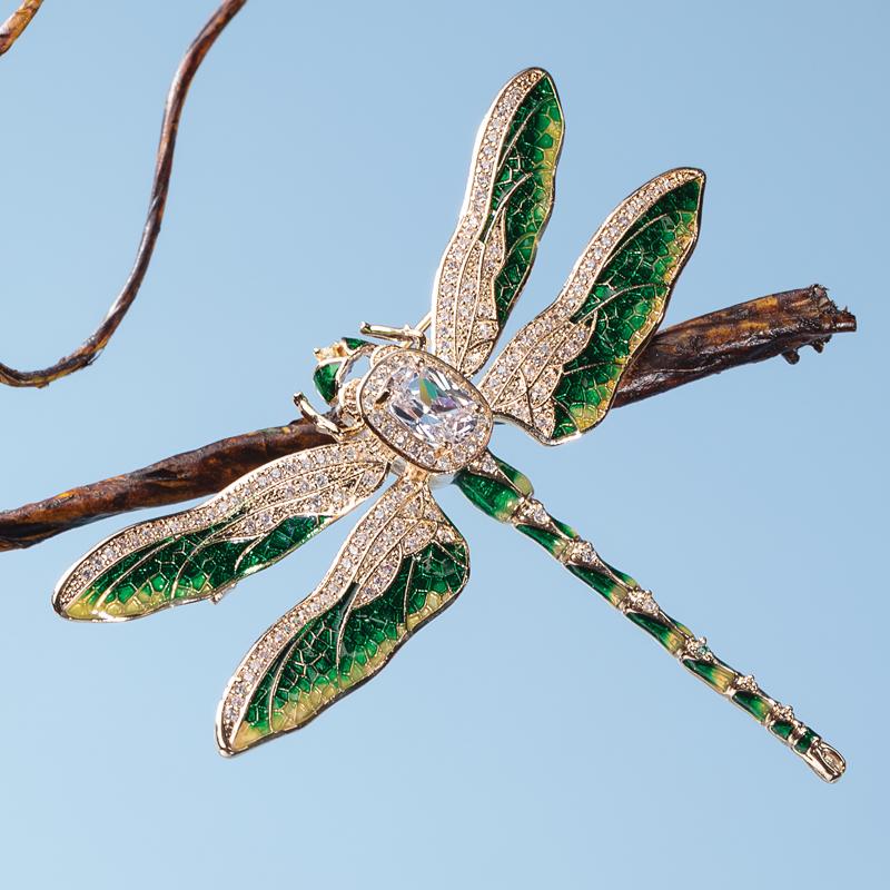 Dragonfly Treasure Brooch