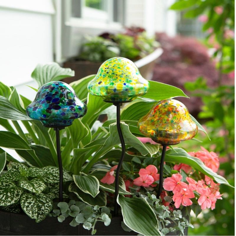 Lunalite Solar Mushroom Planter Stake, Set of 3