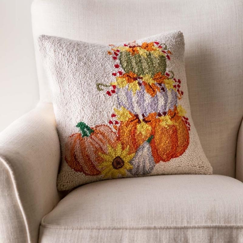 Pumpkin Cairn Hand-Hooked Wool Decorative Throw Pillow, 16