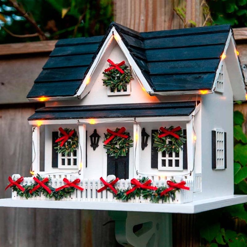 Lighted Holiday Colonial Cottage Birdhouse with Wreaths and Garland